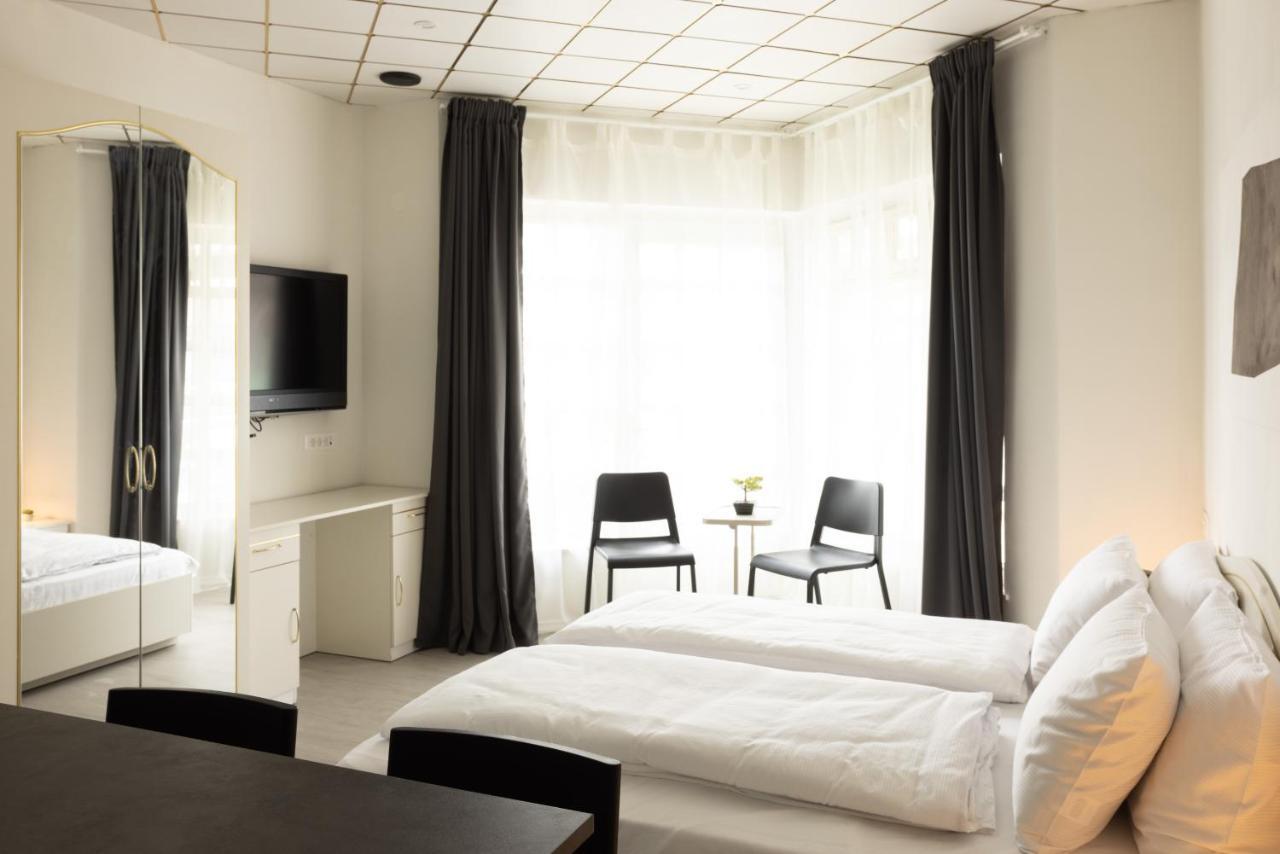 Apartments Trzin-Mlake W Free Parking Екстериор снимка