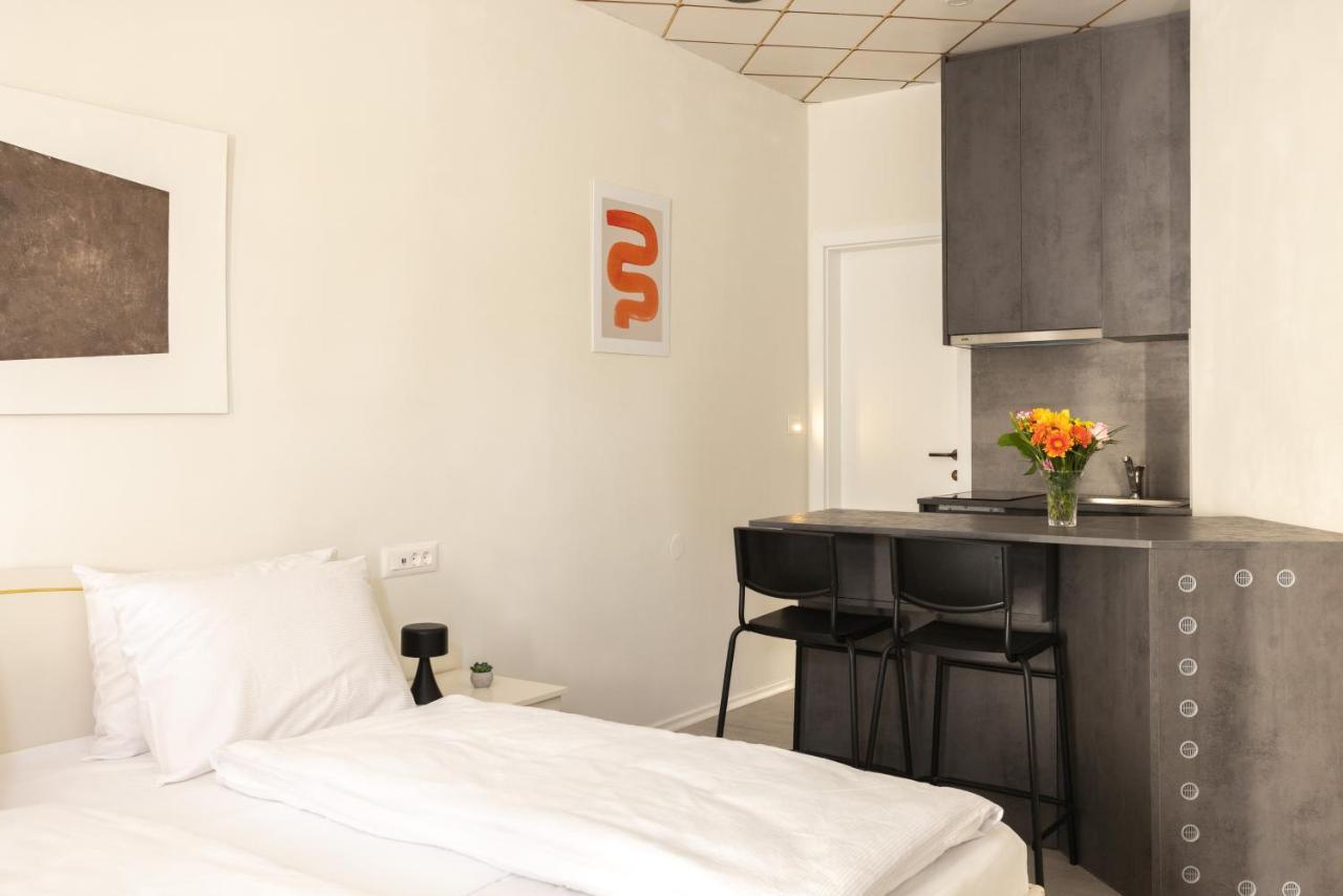 Apartments Trzin-Mlake W Free Parking Екстериор снимка